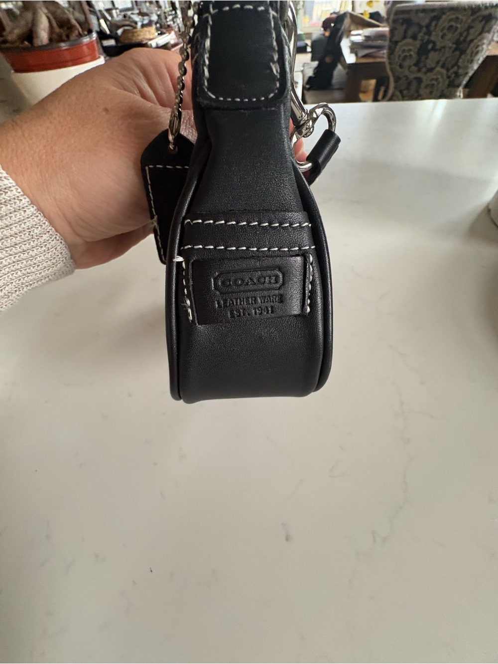Coach vintage 90 mini Black Leather Shoulder Bag with Contrast Stitching - Picture 7 of 12